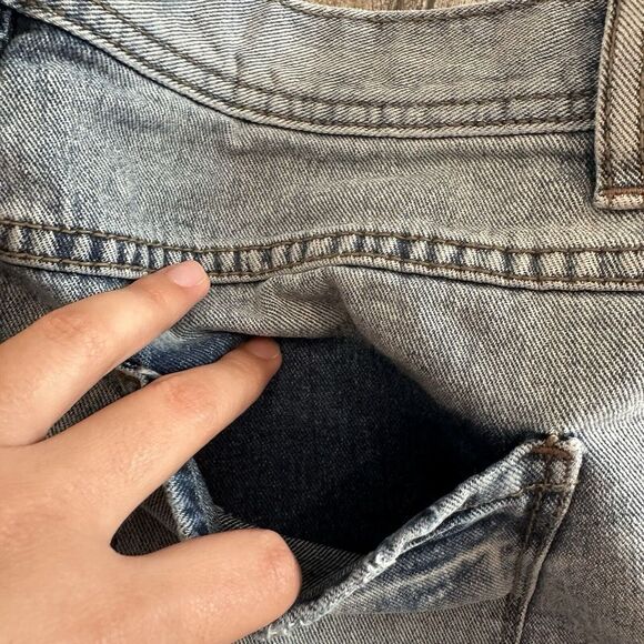 Free People Denim Short Shorts 26 Low Rise Raw Hems Button Fly Distressed - Picture 12 of 12